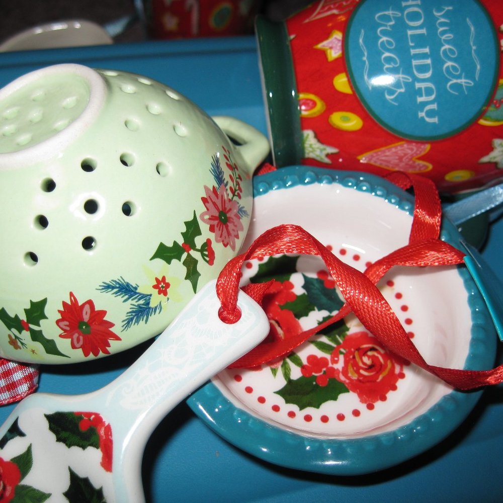 Pioneer Woman Christmas Ornaments 2021